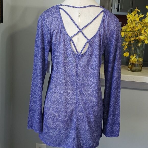EARTH YOGA,  LIGHT WEIGHT TOP IS NWT. Size XL, purple long sleeve tunic. - Picture 5 of 9
